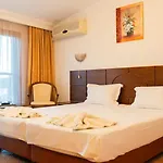 Plaja 33 Hotel 3*